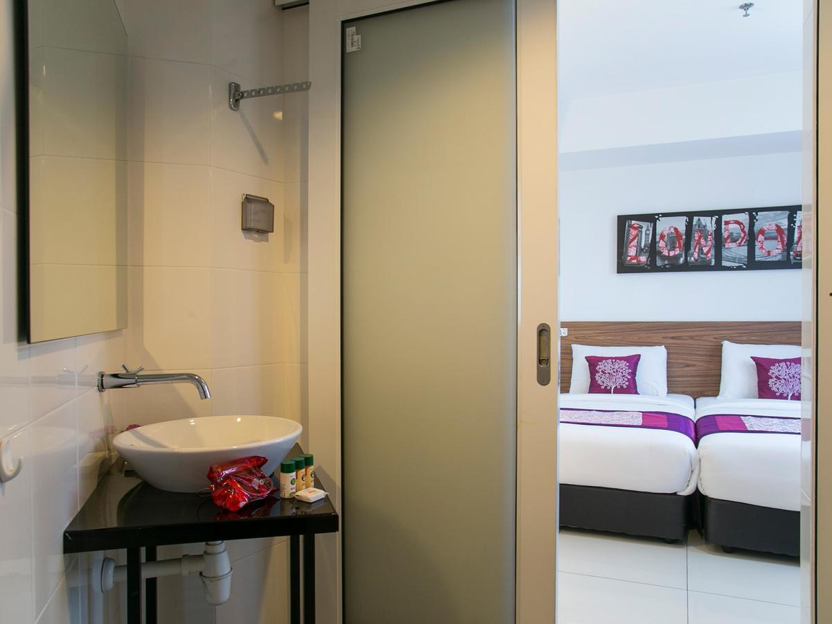 Oyo 180 V Hotel Kuala Lumpur Dış mekan fotoğraf